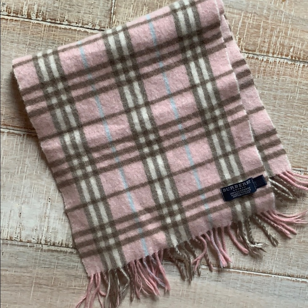 Burberry Cashmere scarf